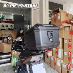 Honda Airblade lắp đặt thùng Givi U37N và baga SR chính hãng